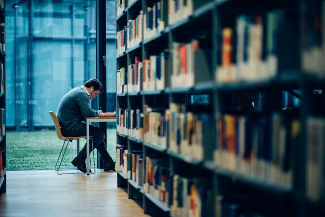 Library at the University for Continuing Education Krems