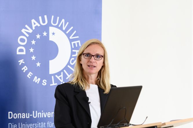 Univ.-Prof.in Mag.a Dr.in Claudia Höfner, MSc