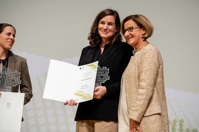 Verleihung des Anerkennungspreises an Mag. Dr. Celine Wawruschka