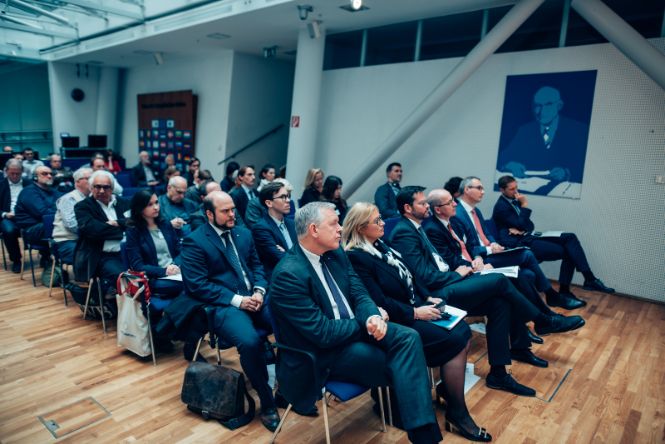 Unter hochrangiger Beteiligung diskutierte die Donau-Konferenz Zukunftswege des Donauraums angesichts von Brexit und weiterer Herausforderungen