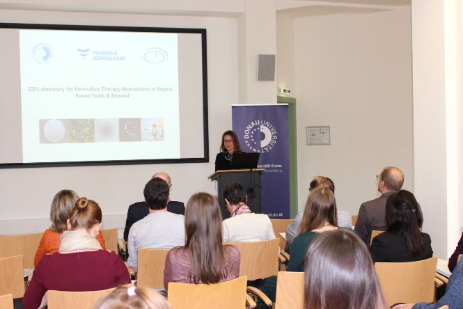 Professor Viktoria Weber, Head of the Department of Biomedicine and Vice Rector for Research, thanked Fresenius Medical Care for the cooperation and Rector Friedrich Faulhammer for the fruitful collaboration. 