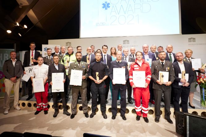 Gruppenbild Camillo Award Preisträger_innen 2021