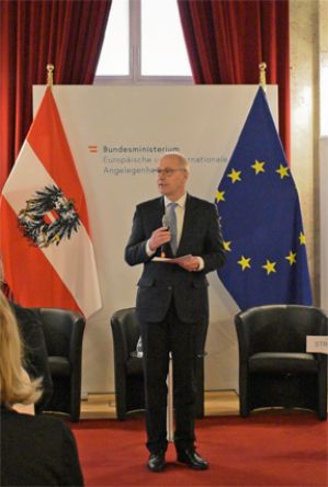 Faulhammer_Donaukonferenz2022_Eroeffnungsrede_c_Darija_Benic_IDM