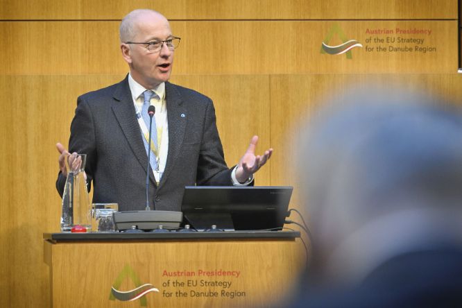 Rektor Faulhammer im Parlament