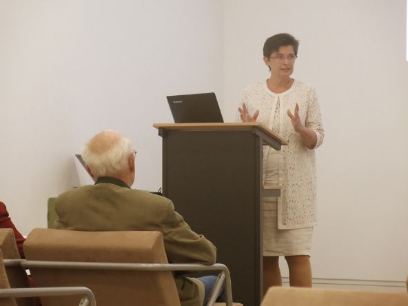 Dr. Engel präsentiert Ergebnisse des European Academic University Network-Projekts