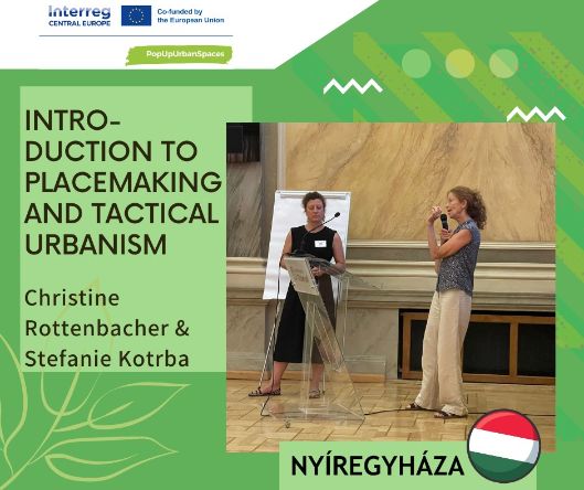 Christine Rottenbacher und Stefanie Kotrba bei ihrem Vortrag