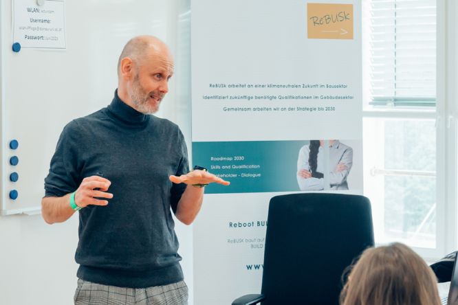 Gregor Radinger beim Workshop "Aus- und Weiterbildung für den Gebäudesektor der Zukunft"