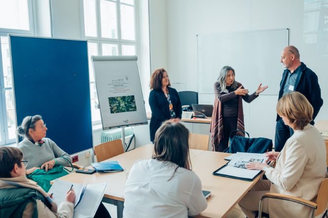 Martina Angela Kuttig, Tania Berger und Andreas Wörndl vom Amt der NÖ Landesregierung leiten den Workshop.