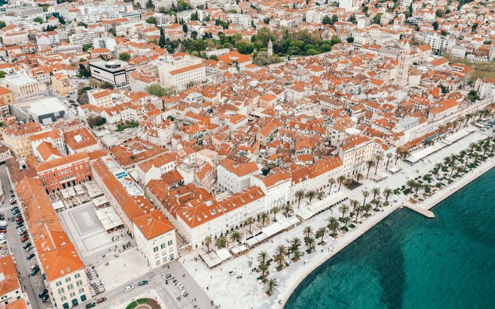 Blick auf die Altstadt von Dubrovnik vom Meer aus