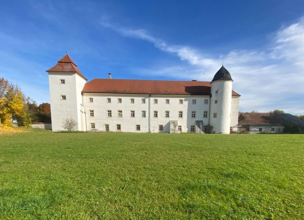 Außenansicht der Burg Losensteinleiten