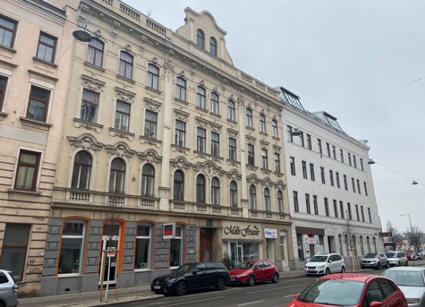 Häuserfronten Sechshauserstraße