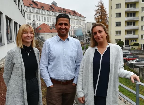v.l.n.r.: Die drei neuen PhD-StudentInnen Simona Schreier, Ali Ahmad und Christina Khoury. 
