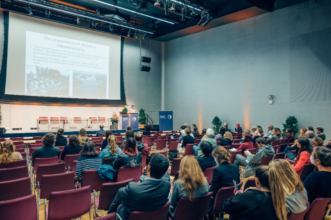 audience of the conference keynote ettore recchi