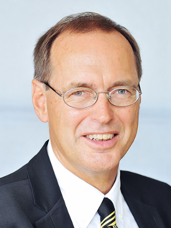 ao. Univ.-Prof. Dr. Hannes Tretter