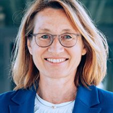 Univ.-Prof. Dr. Viktoria Weber