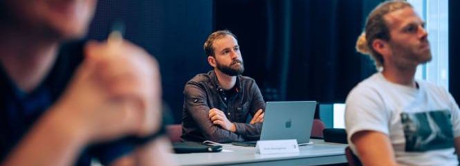 Zur Online-Registrierung und Zulassungsverfahren