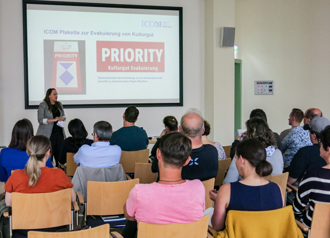 weitere Vortragende im Hörsaal