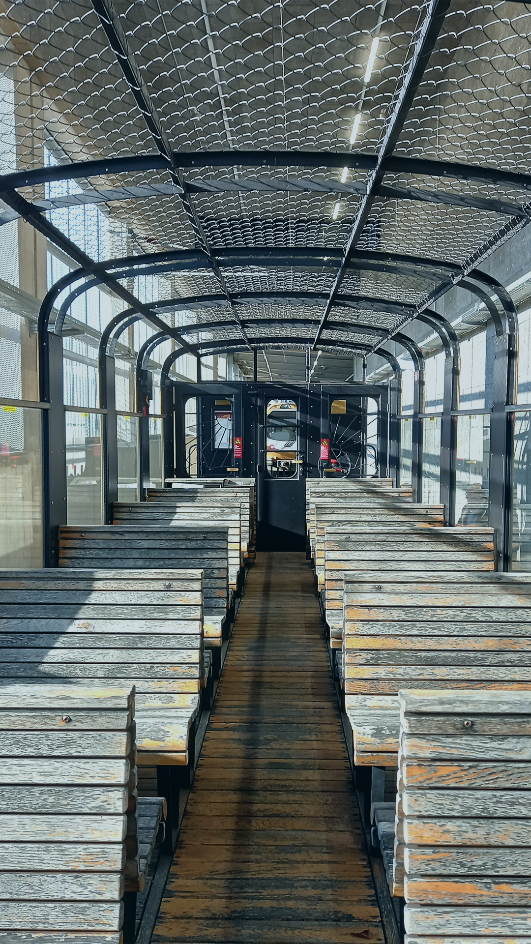 Besuch bei NÖVOG - Niederösterreich Bahnen | Panoramawagen