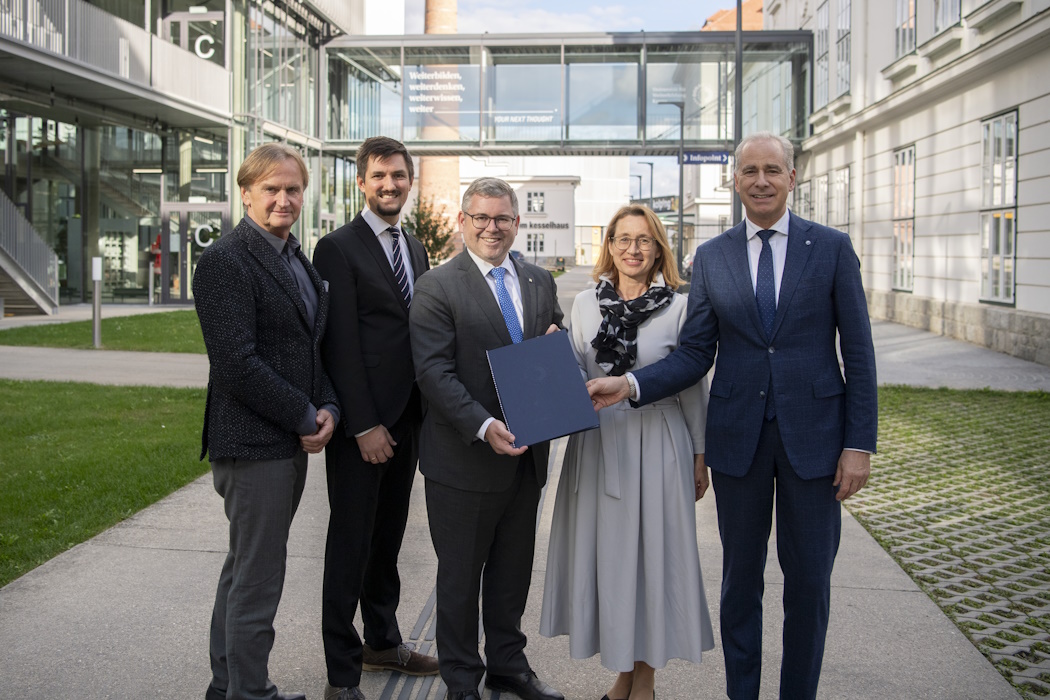 Vertragsunterzeichnung