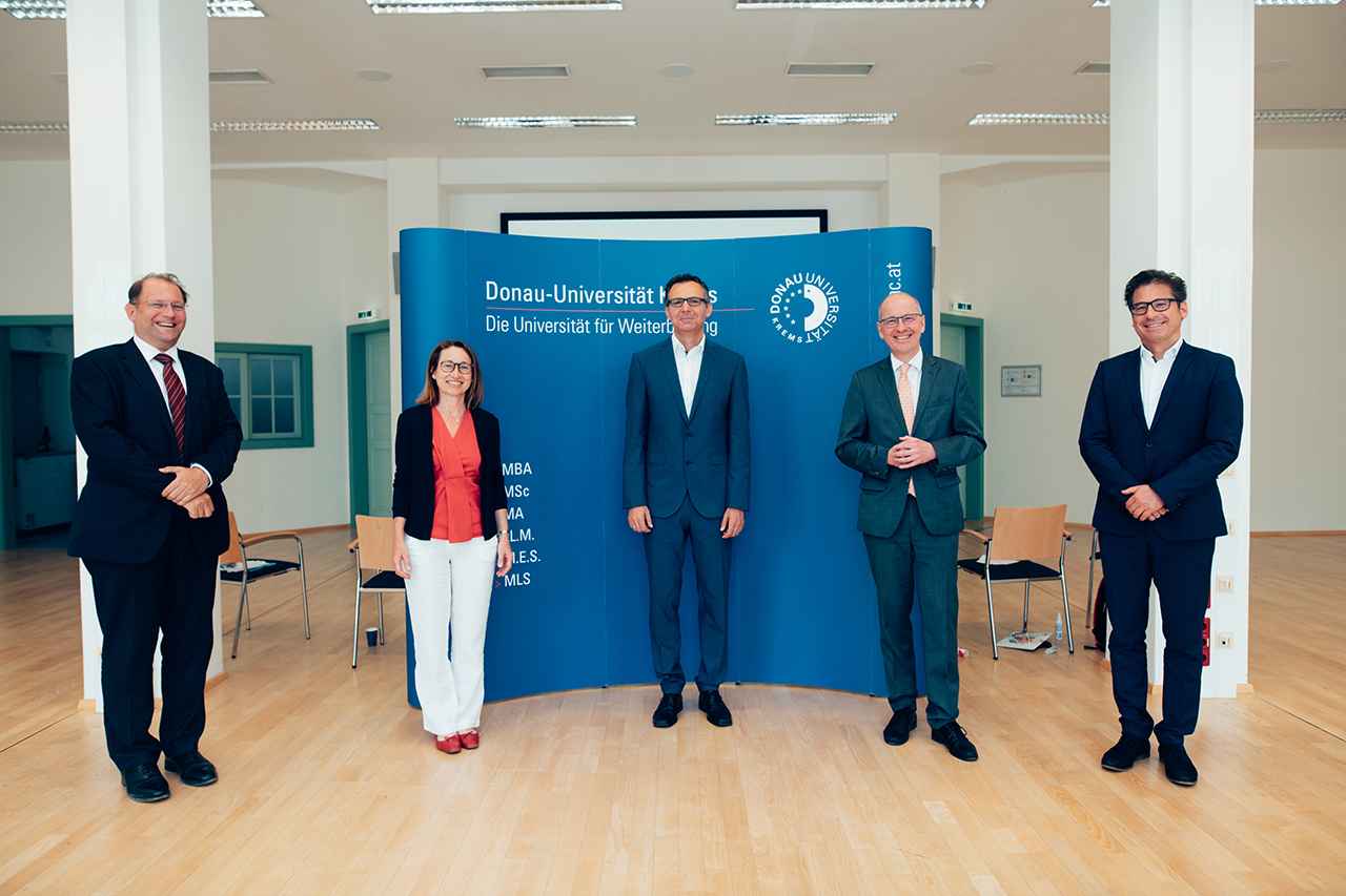 © Donau-Universität Krems/Walter Skokanitsch Gruppenbild