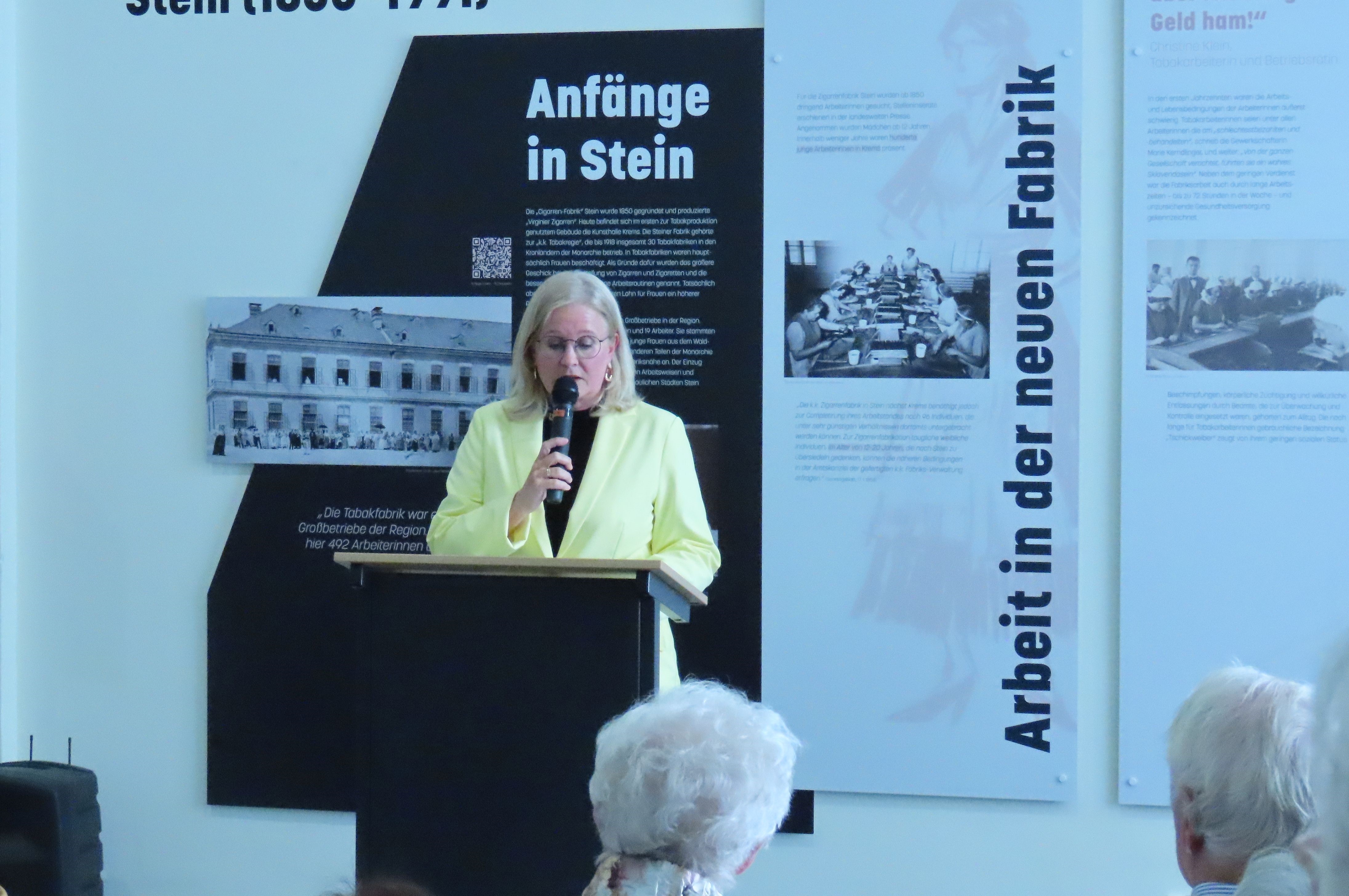 Dauerausstellung zur Geschichte der Tabakfabrik Stein