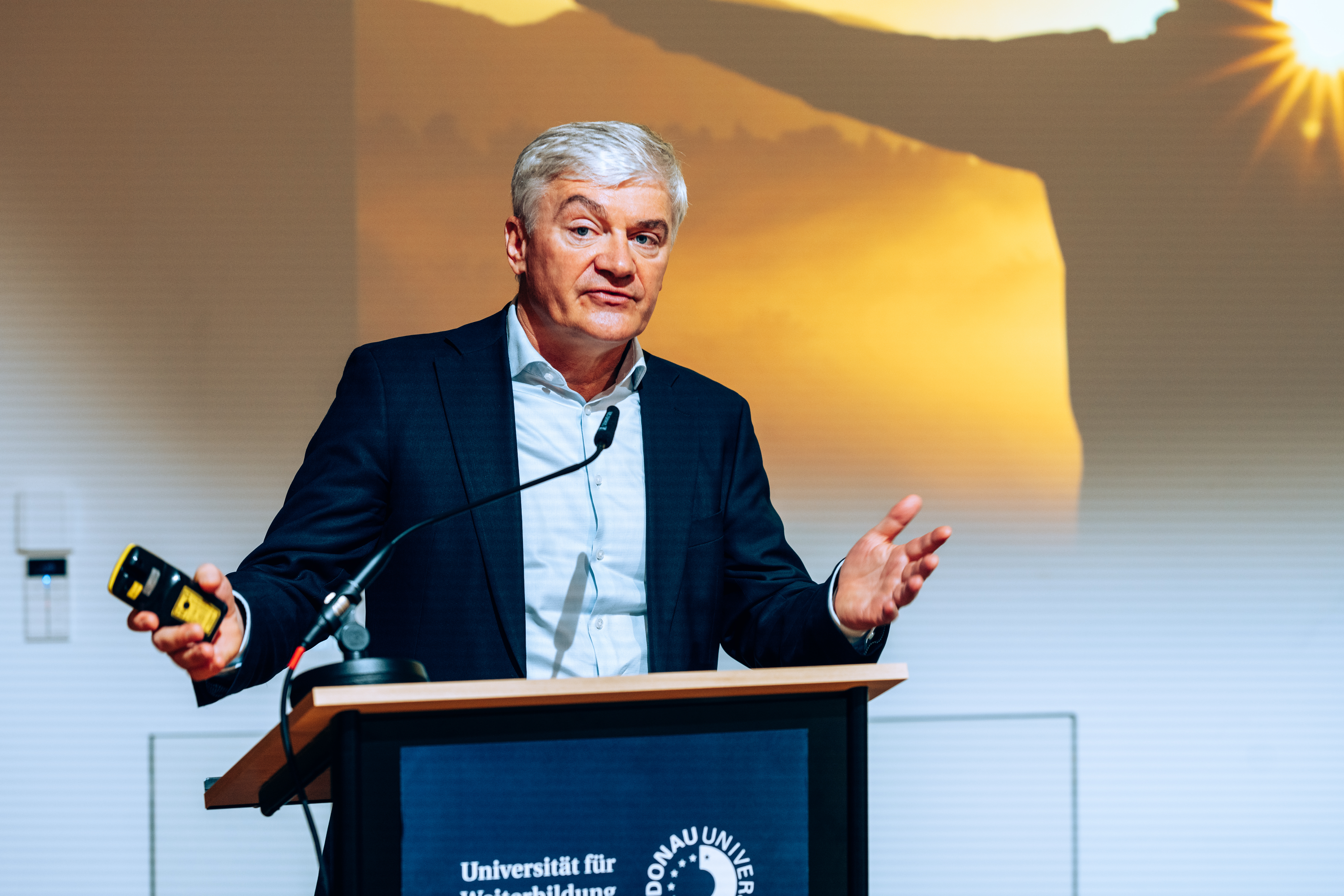 "MBA Aviation Management" celebrates 25th anniversary