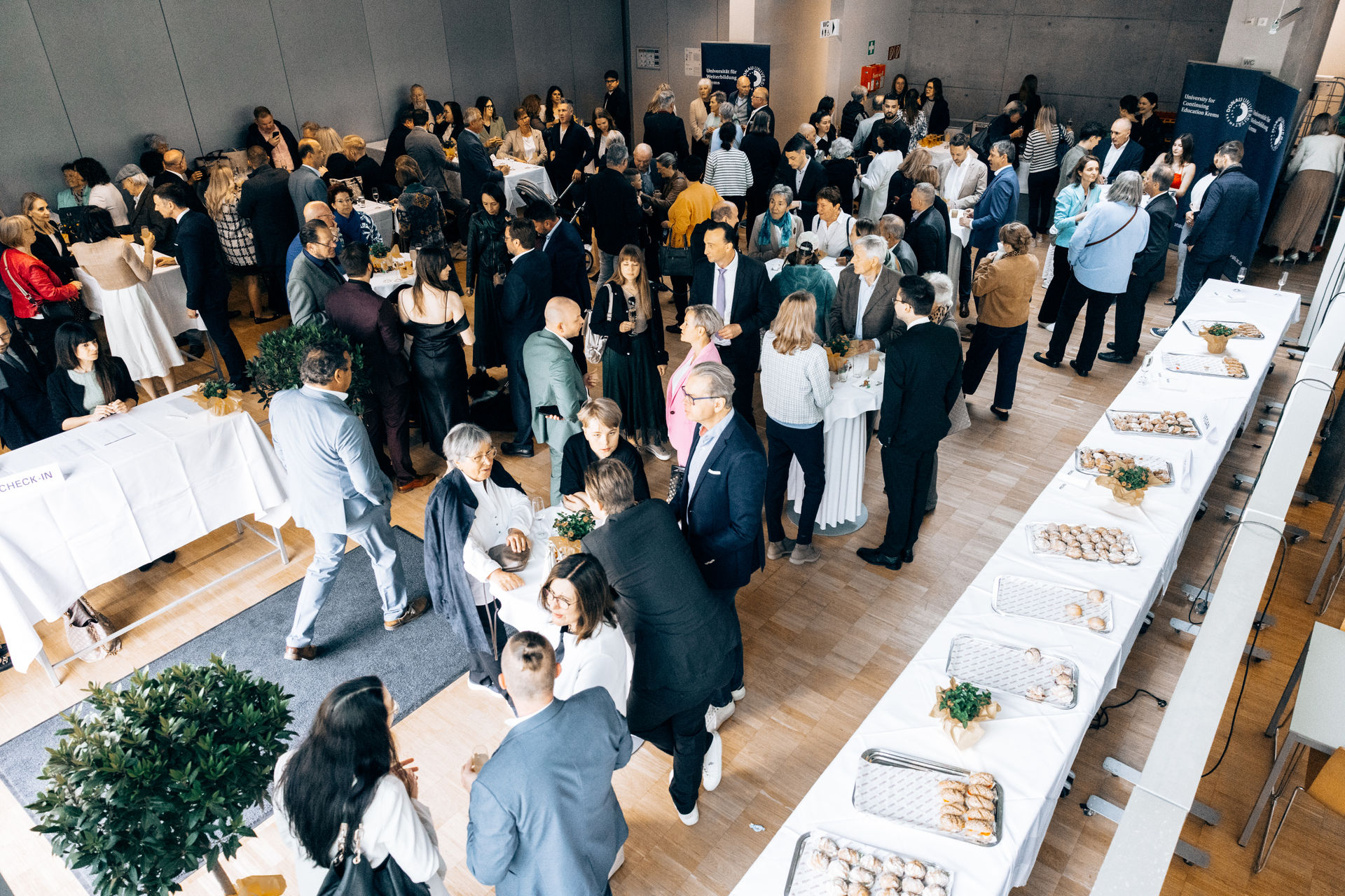 © Martin Jordan Empfang im Foyer