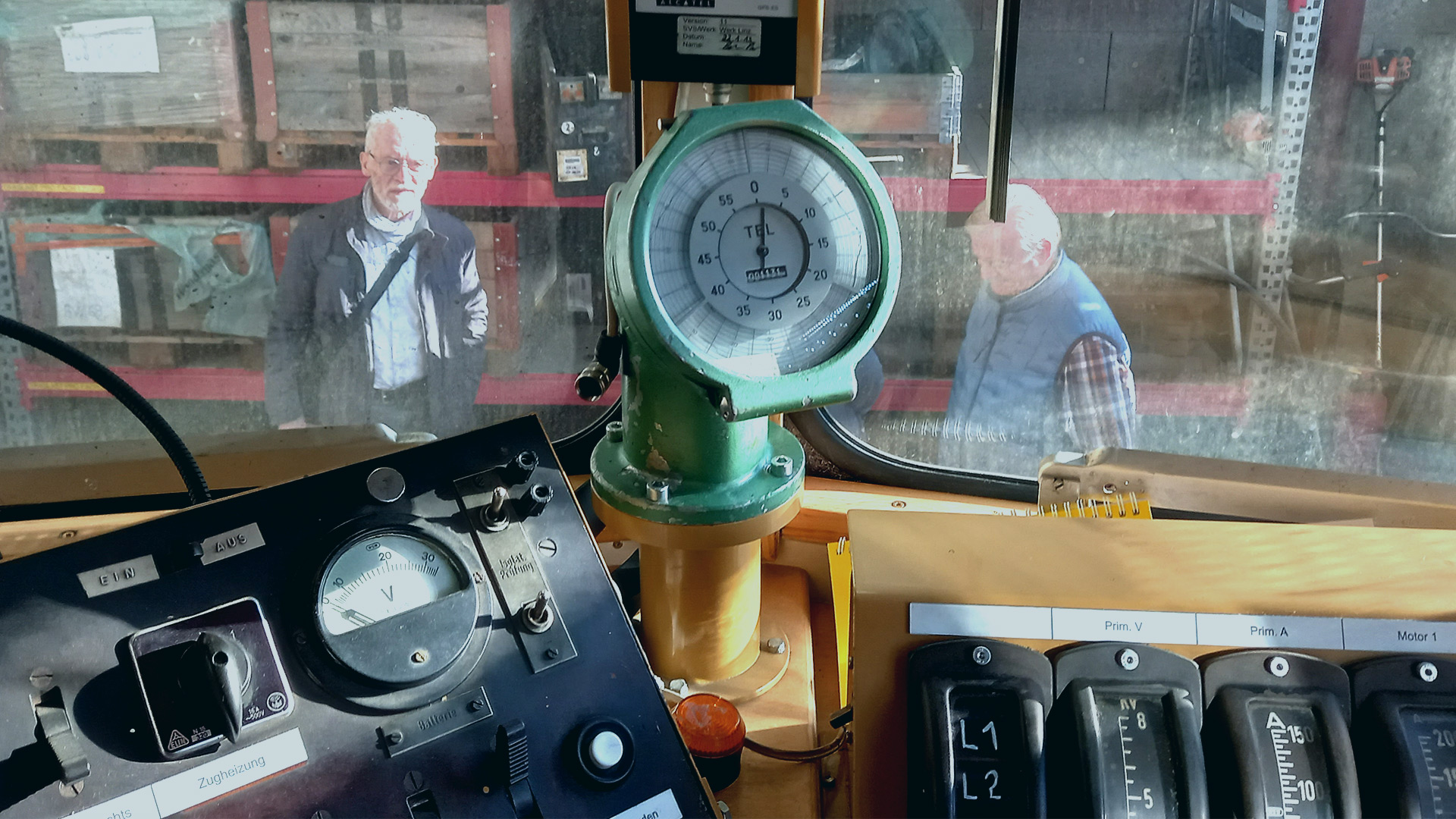 Besuch bei NÖVOG - Niederösterreich Bahnen | Alte Lok, Fahrerkabine