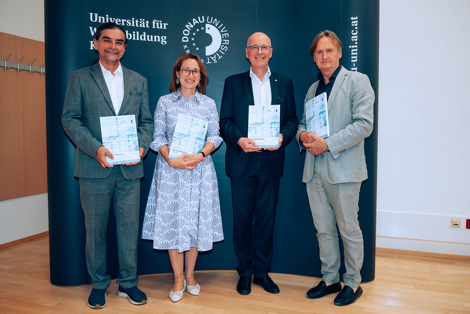 Forschungsbericht 24-25 präsentiert