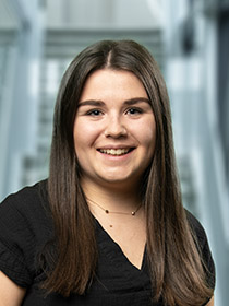 Iris Hackl