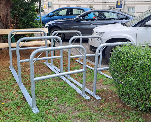 © DBU Radständer am Hafnerplatz