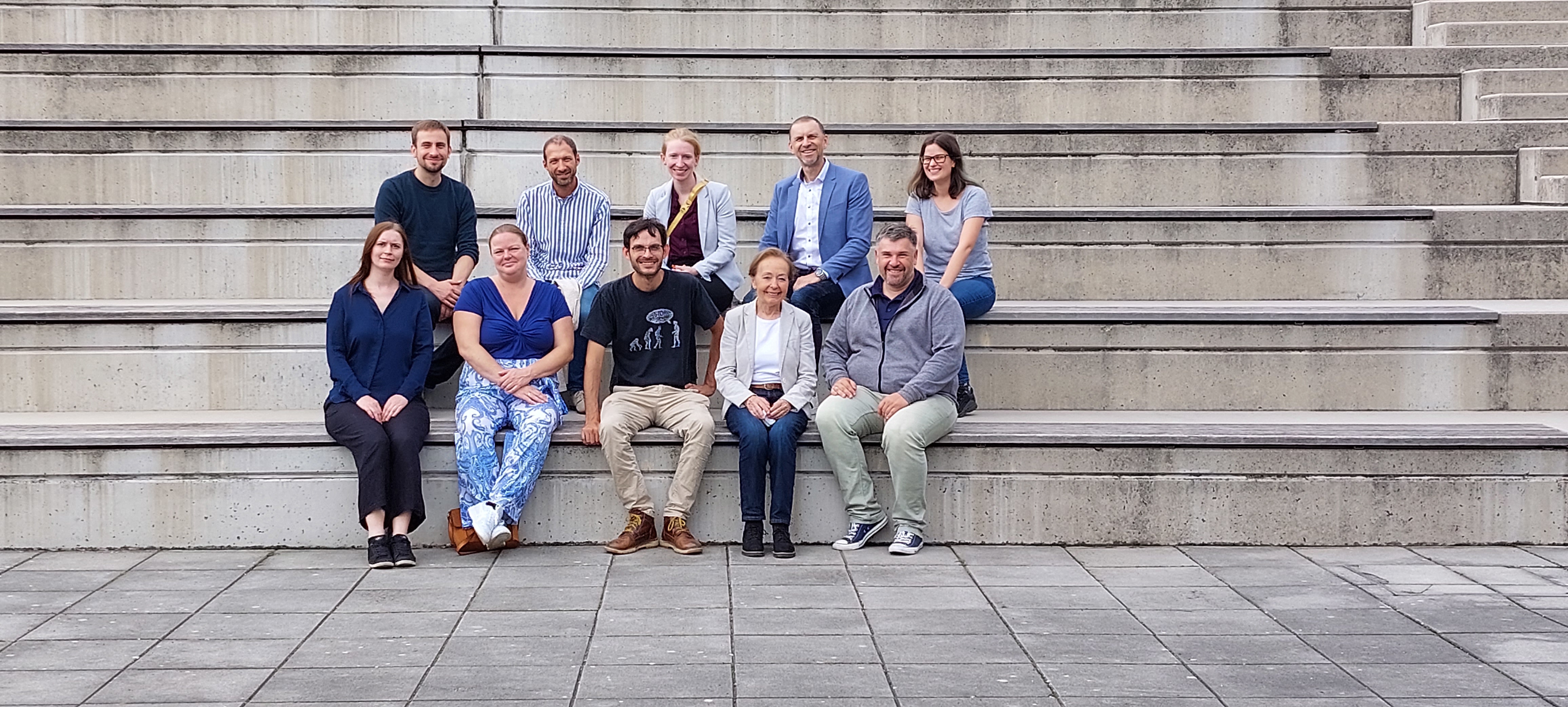 © Universität für Weiterbildung Krems Gruppenfoto Projetteam UBC