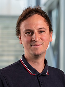 © Daniel Novotny Mathias Kirchmayer