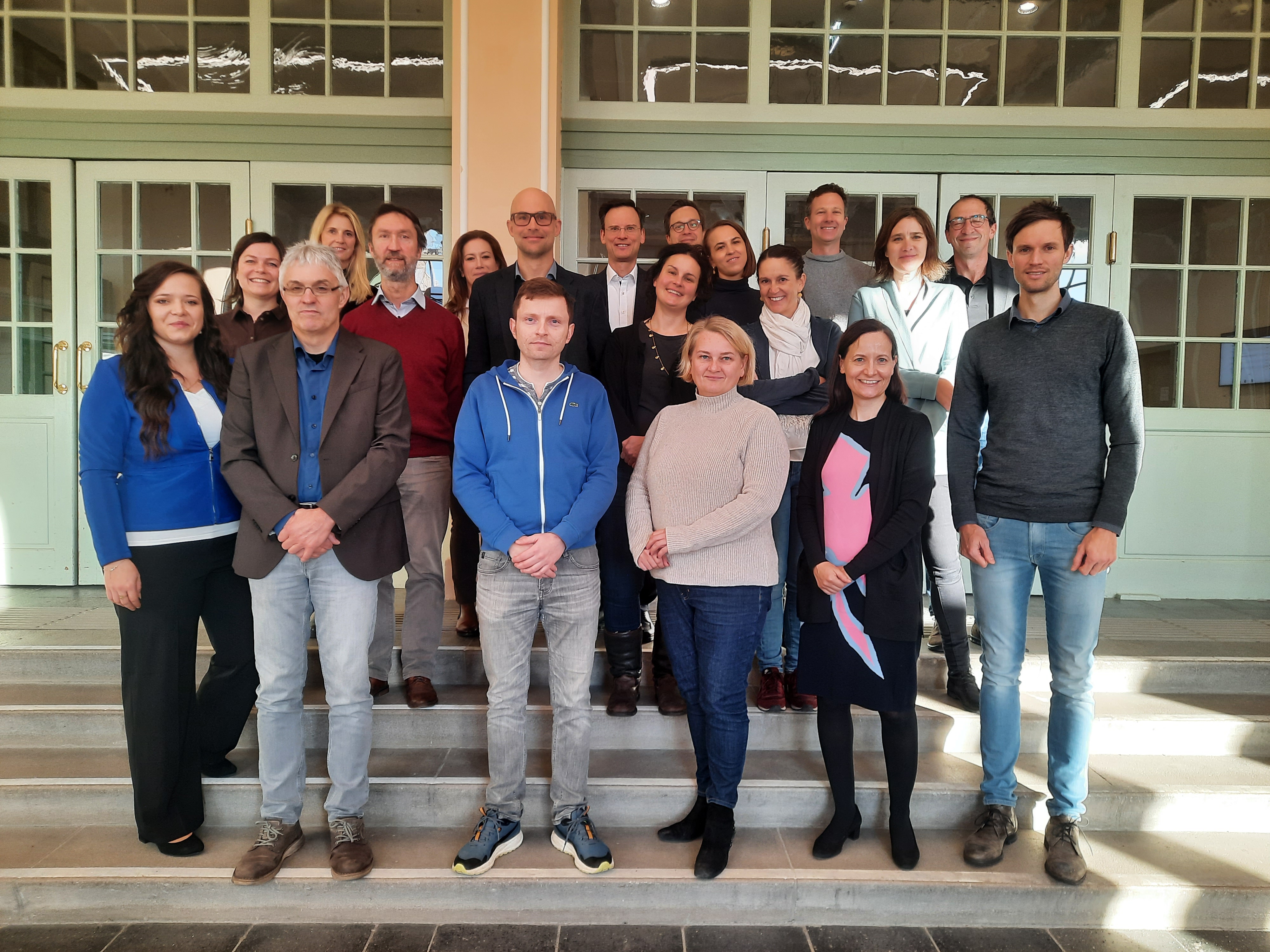 © Department für Wirtschaft und Gesundheit Studiengruppe mit dem Lehrgangsmanagement-Team