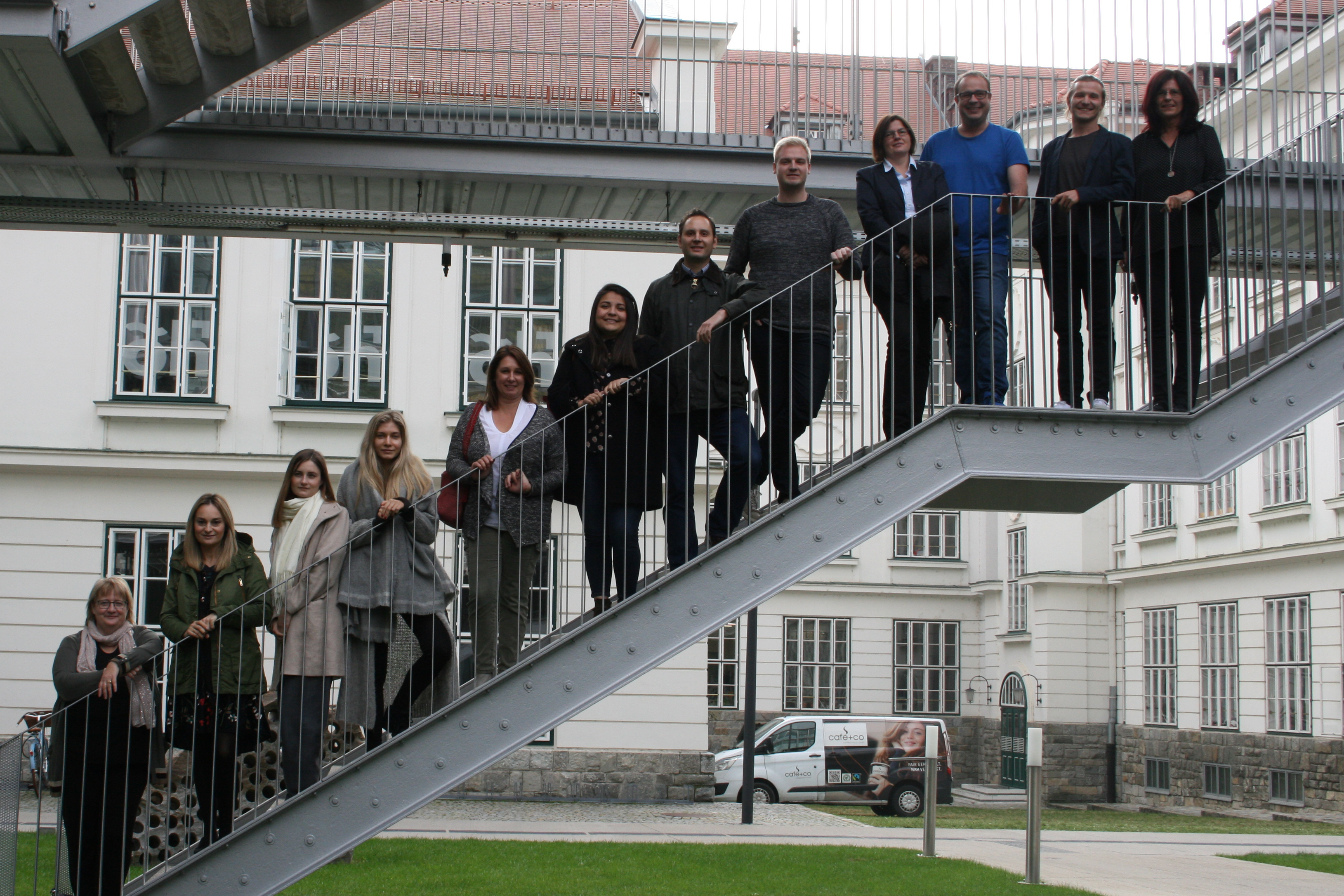 Lehrgangsstart Online Media Marketing