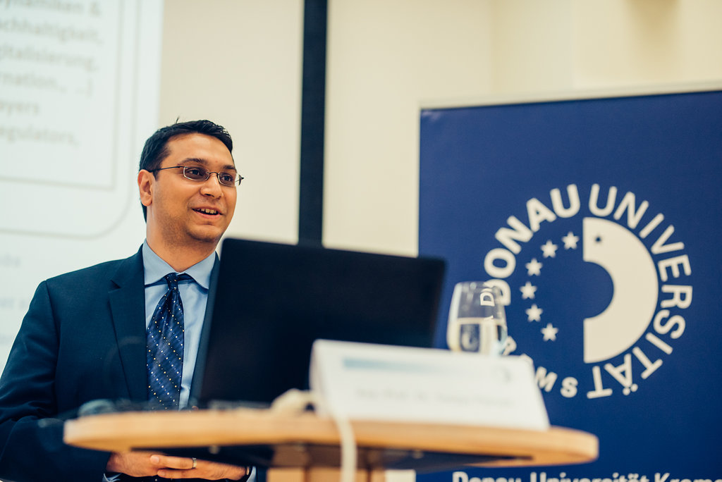 © Walter Skokanitsch Faculty Talk_Patnaik