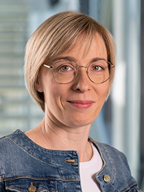 Sabrina Oppl
