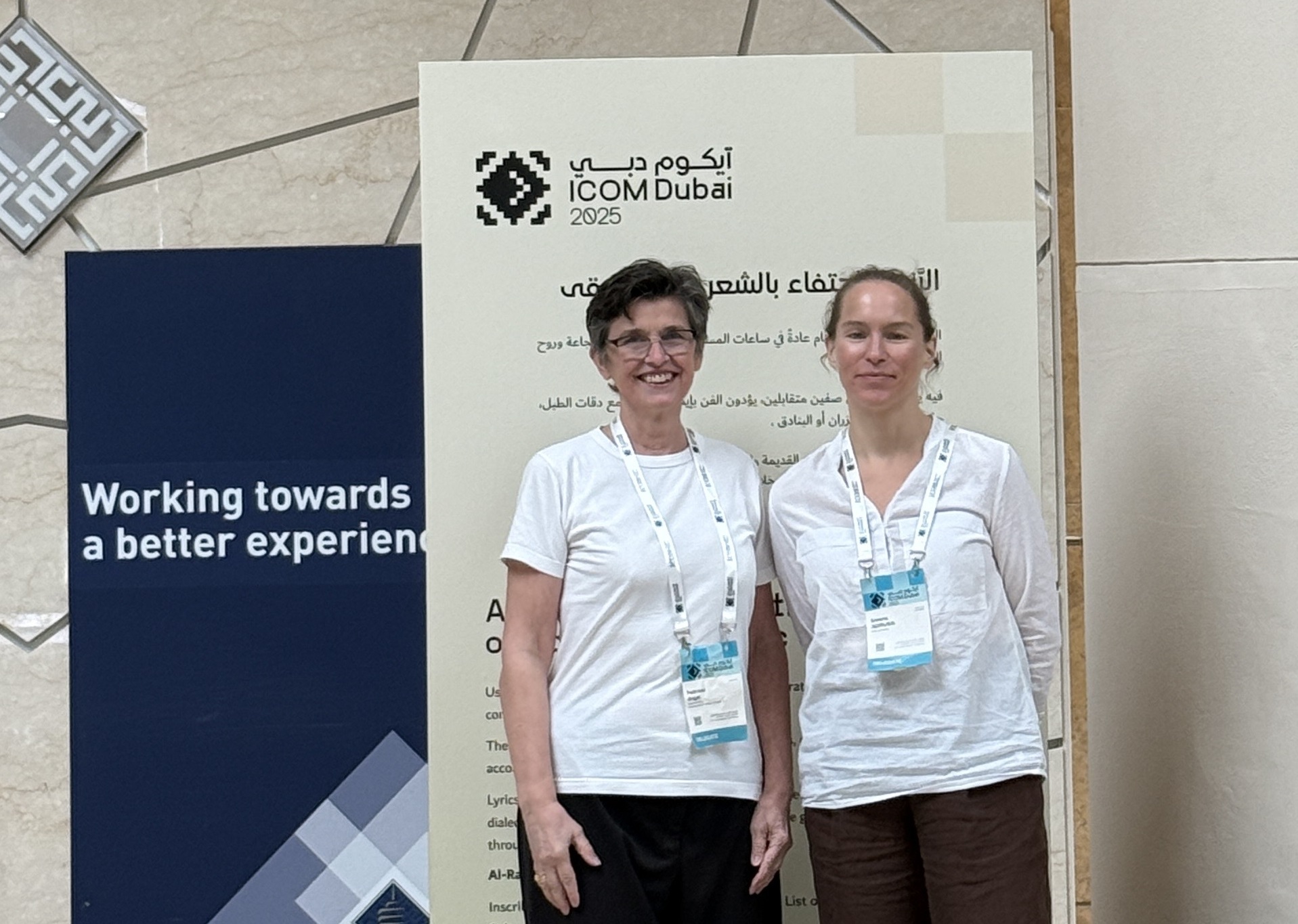 Links Patricia Engel, rechts Aldona Jedrusik