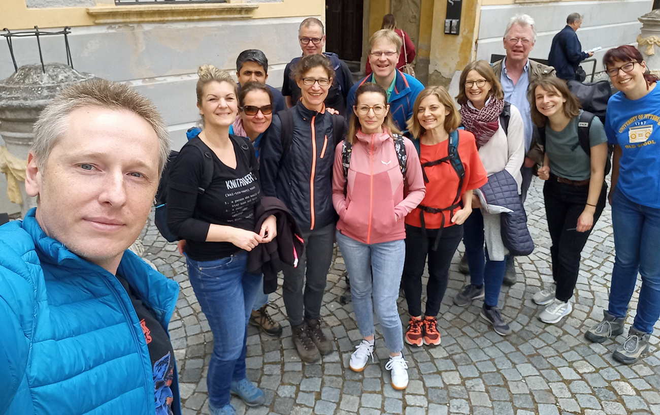Taras Romashchenko und das Department für Migration und Globalisierung in der Dürnsteiner Altstadt