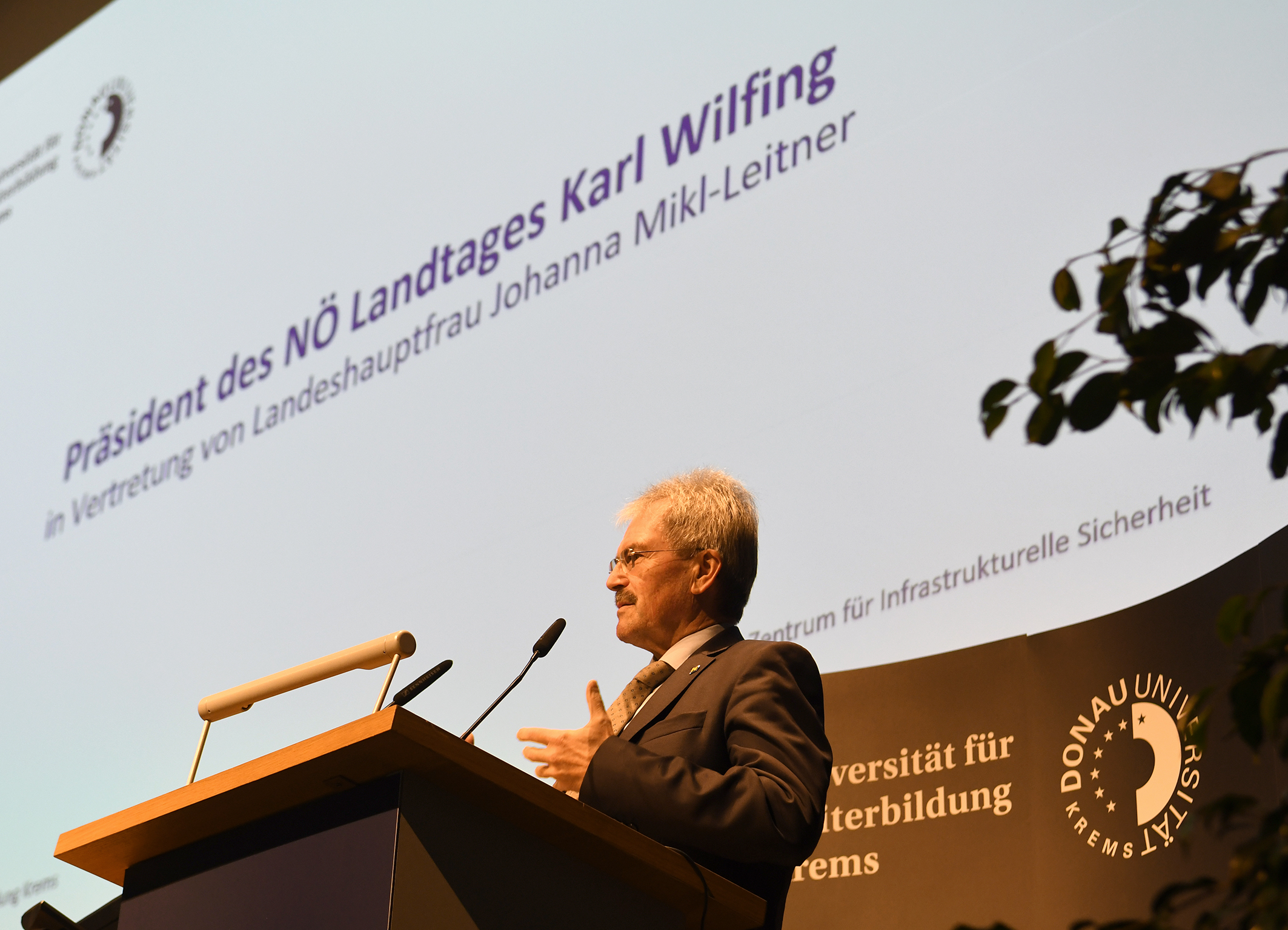 © Andrea Reischer Sicherheitskonferenz Krems 2022