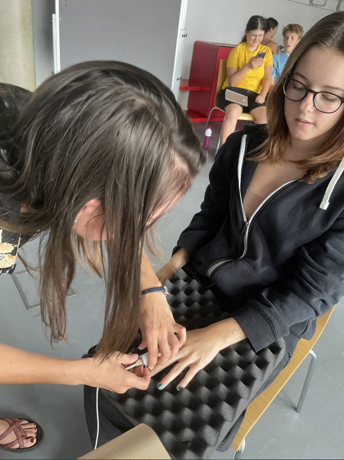 Teilnehmer*in bei Biofeedback